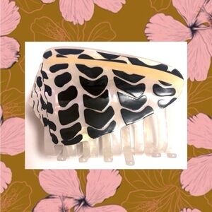 Hebrew Cone Shell Claw Clip NWT!